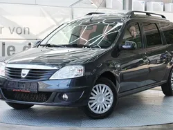 Grau Gebraucht 2011 Dacia Logan MCV Kombi | 2.700 € (Guter Preis)