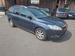 Blau Gebraucht 2011 Ford Focus Viva Kombi | 1.550 € (Superpreis)