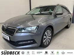 Graphitegrau metallic Gebraucht 2022 Skoda Superb Ambition Kombi | 33.990 € (Etwas zu teuer)