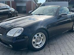 Schwarz Gebraucht 2001 Mercedes SLK200 Cabrio | 3.999 € (Fairer Preis)