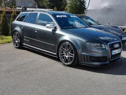 Grau Gebraucht 2006 Audi RS4 Sport Kombi | 49.999 €