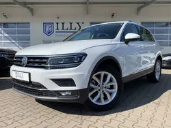 Weiß Gebraucht 2020 VW Tiguan Highline SUV | 32.950 € (Etwas zu teuer)