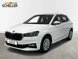 Weiß Gebraucht 2024 Skoda Fabia Selection Limousine | 20.530 € (Etwas zu teuer)