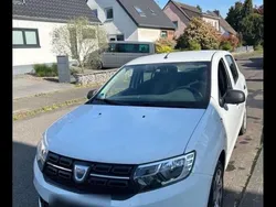 Weiß Gebraucht 2013 Dacia Sandero Kleinwagen | 3.900 € (Fairer Preis)
