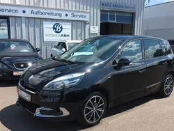 Schwarz Gebraucht 2013 Renault Scénic III Bose Edition Van / Kleinbus | 5.700 € (Fairer Preis)