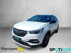 Jade weiss/arktis weiss Gebraucht 2021 Opel Grandland X Ultimate SUV | 22.680 € (Fairer Preis)