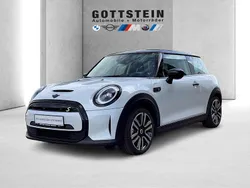 Weiß Gebraucht 2023 Mini Cooper SE Classic Kleinwagen | 18.480 € (Superpreis)