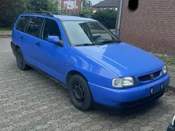 Blau Gebraucht 1999 Seat Cordoba Kombi | 650 €