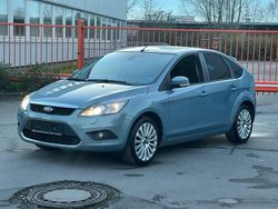 Blau Gebraucht 2009 Ford Focus Titanium Limousine | 2.790 € (Superpreis)