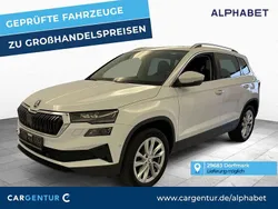 Moon weiss perleffekt Gebraucht 2022 Skoda Karoq Style SUV | 28.490 € (Fairer Preis)