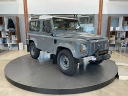 Grau Gebraucht 2012 Land Rover Defender SUV | 326.900 €