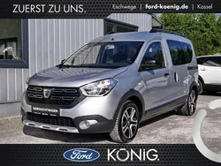 Grau Gebraucht 2018 Dacia Dokker Celebration Van | 14.950 € (Etwas zu teuer)