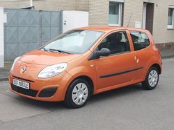 Orange Gebraucht 2008 Renault Twingo Authentique Kleinwagen | 2.590 € (Etwas zu teuer)