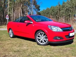 Rot Gebraucht 2008 Opel Astra Cabriolet Cabrio | 6.499 €