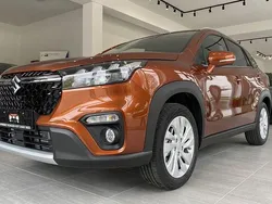 Braun Neu 2025 Suzuki SX4 S-Cross Comfort SUV | 23.900 €