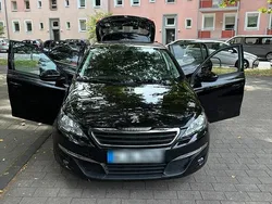 Schwarz Gebraucht 2017 Peugeot 308 Limousine | 6.700 € (Fairer Preis)