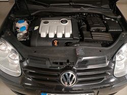 Schwarz Gebraucht 2004 VW Golf V Limousine | 3.650 € (Teuer)