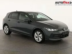 Delphingrau metallic Neu 2025 VW Golf VIII Life Limousine | 29.245 € (Fairer Preis)