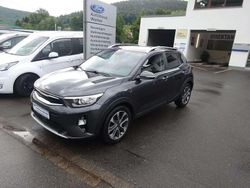 Grau Gebraucht 2018 Kia Stonic Spirit SUV | 11.990 € (Fairer Preis)