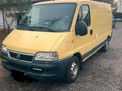 Gelb Gebraucht 2002 Fiat Ducato Van | 6.000 € (Teuer)