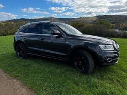 Grau Gebraucht 2015 Audi Q5 Design SUV | 17.000 € (Fairer Preis)