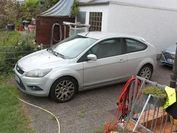 Grau Gebraucht 2009 Ford Escort Limousine | 2.200 €