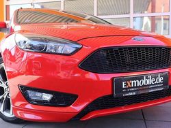 Rot Gebraucht 2017 Ford Focus ST-Line Limousine | 12.799 € (Fairer Preis)