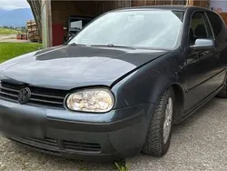 Grau Gebraucht 2000 VW Golf IV Highline Limousine | 3.499 €