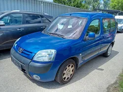 Blau Gebraucht 2007 Peugeot Partner Tendance Van / Kleinbus | 1.200 € (Guter Preis)
