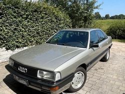 Silber Gebraucht 1988 Audi Quattro Coupé | 7.900 €