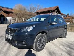 Grau Gebraucht 2017 Peugeot 2008 Active SUV | 6.899 € (Fairer Preis)