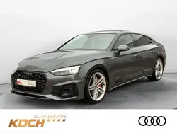 Grau (daytonagrau perleffekt) Gebraucht 2024 Audi A5 Sportback S-Line Limousine | 55.991 €