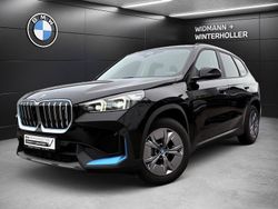 Schwarz Gebraucht 2023 BMW iX1 Performance SUV | 40.180 € (Etwas zu teuer)