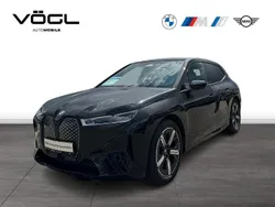 Schwarz Gebraucht 2022 BMW iX Sport Line SUV | 46.680 € (Guter Preis)