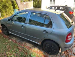 Andere farben Gebraucht 2004 Skoda Fabia Kombi | 3.150 € (Teuer)
