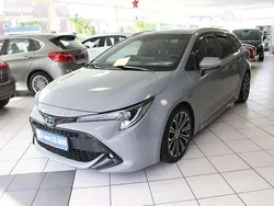 Grau Gebraucht 2022 Toyota Corolla Team Kombi | 21.999 € (Guter Preis)