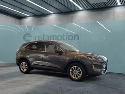 Grau Gebraucht 2020 Ford Kuga Titanium SUV | 22.530 € (Etwas zu teuer)