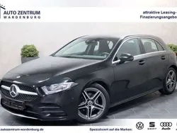 Kosmosschwarz metallic Gebraucht 2020 Mercedes A200 AMG Limousine | 23.450 € (Fairer Preis)