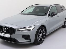 Grau Gebraucht 2025 Volvo V60 Plus Kombi | 40.450 € (Guter Preis)