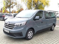 Schwarz Gebraucht 2023 Renault Trafic Life Van | 31.890 €