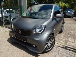 Grau Gebraucht 2018 Smart ForTwo Cabrio Brabus Xclusive Cabrio | 17.990 € (Fairer Preis)