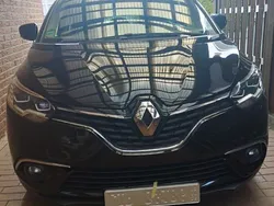 Schwarz Gebraucht 2017 Renault Scénic IV Bose Edition Van / Kleinbus | 10.500 € (Superpreis)