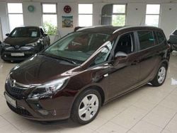 Braun Gebraucht 2012 Opel Zafira Tourer Edition Van / Kleinbus | 11.900 € (Teuer)
