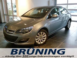 Silber metallic Gebraucht 2013 Opel Astra Excellence Limousine | 12.490 €