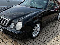 Schwarz Gebraucht 2000 Mercedes CLK200 Elegance Coupé | 10.000 €