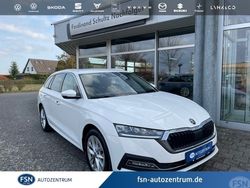 Weiß Gebraucht 2022 Skoda Octavia Style Kombi | 26.990 € (Fairer Preis)