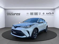 Weiss Gebraucht 2023 Toyota C-HR Team SUV | 25.988 € (Fairer Preis)