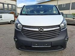 Weiß Gebraucht 2017 Opel Vivaro Van | 12.990 € (Superpreis)