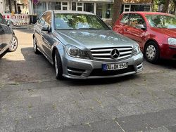 Grau Gebraucht 2012 Mercedes C200 Limousine | 9.999 € (Fairer Preis)