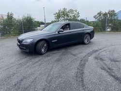 Schwarz Gebraucht 2010 BMW 730 Sport Line Limousine | 9.400 € (Guter Preis)